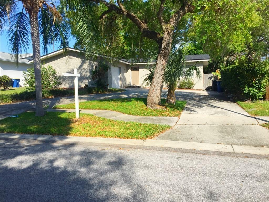 2017 Plateau Rd., Clearwater, FL 33755