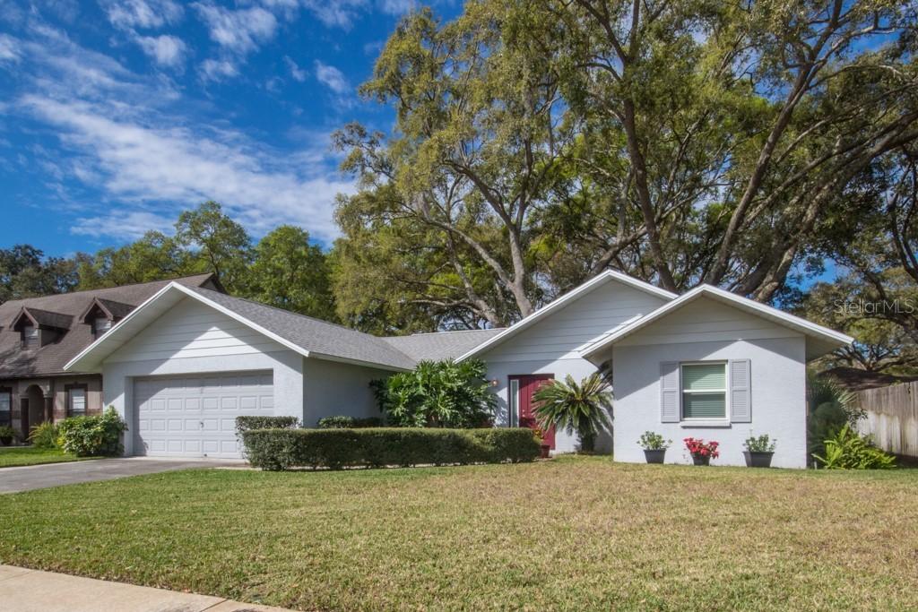 2404 Forrest Crest Cir., Lutz, FL 33549