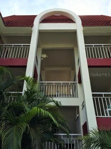 1860 Massachusetts Ave. #303, St Petersburg, FL 33703