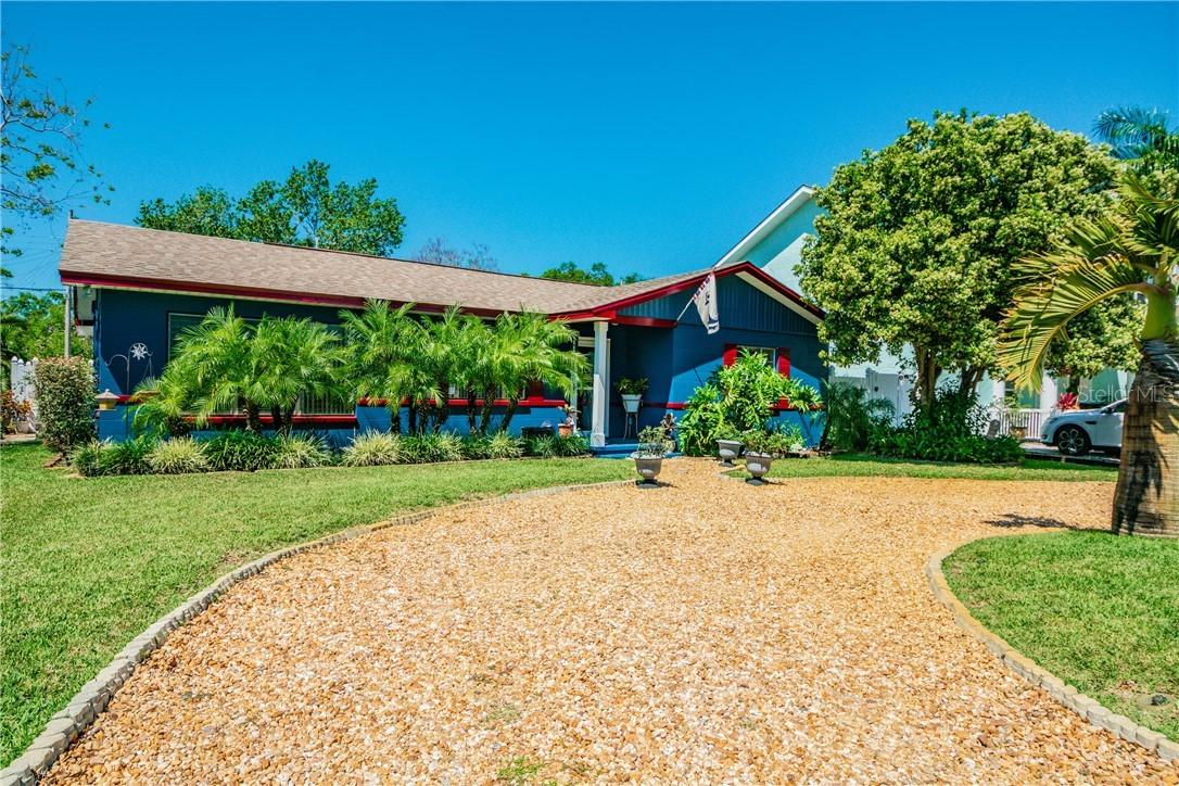 1419 Gray St., Gulfport, FL 33707