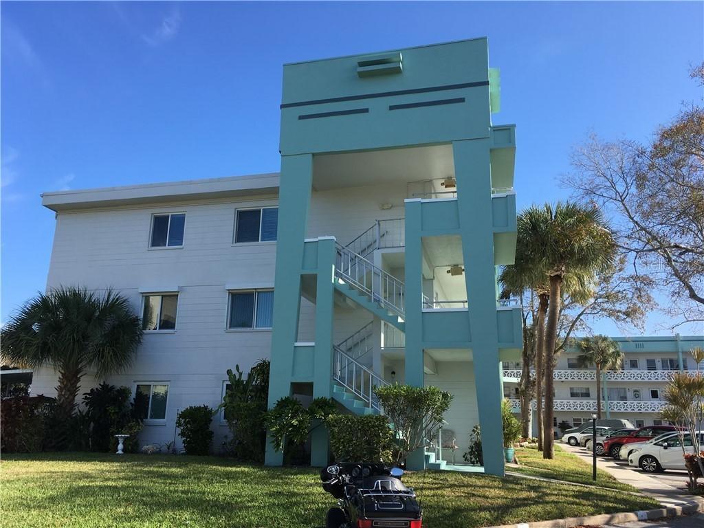 2456 Ecuadorian Way #50, Clearwater, FL 33763