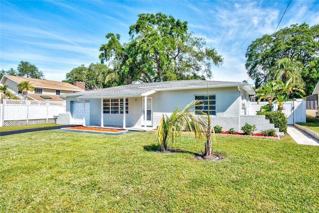 14869 Bay Dr., Largo, FL 33774