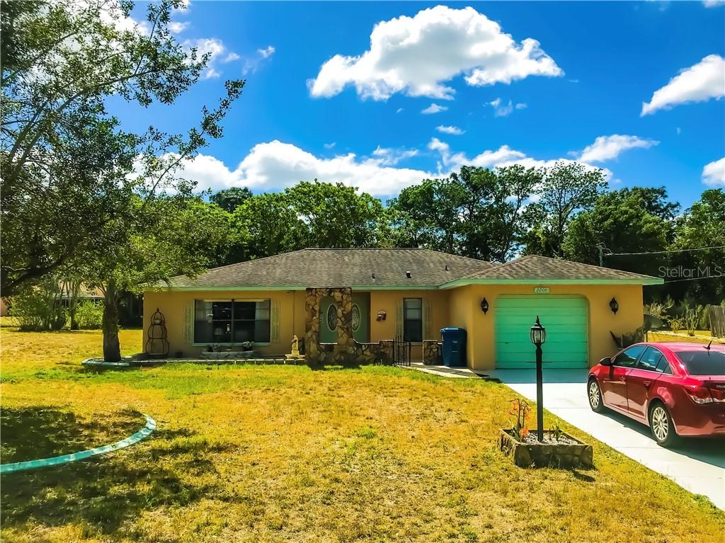 2200 Fentress Ct., Spring Hill, FL 34609