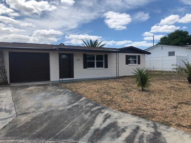 5032 Genesis Ave., Holiday, FL 34690