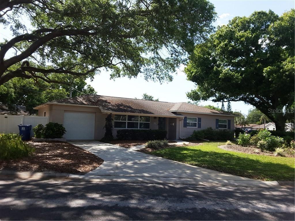 1698 63rd St., St Petersburg, FL 33710