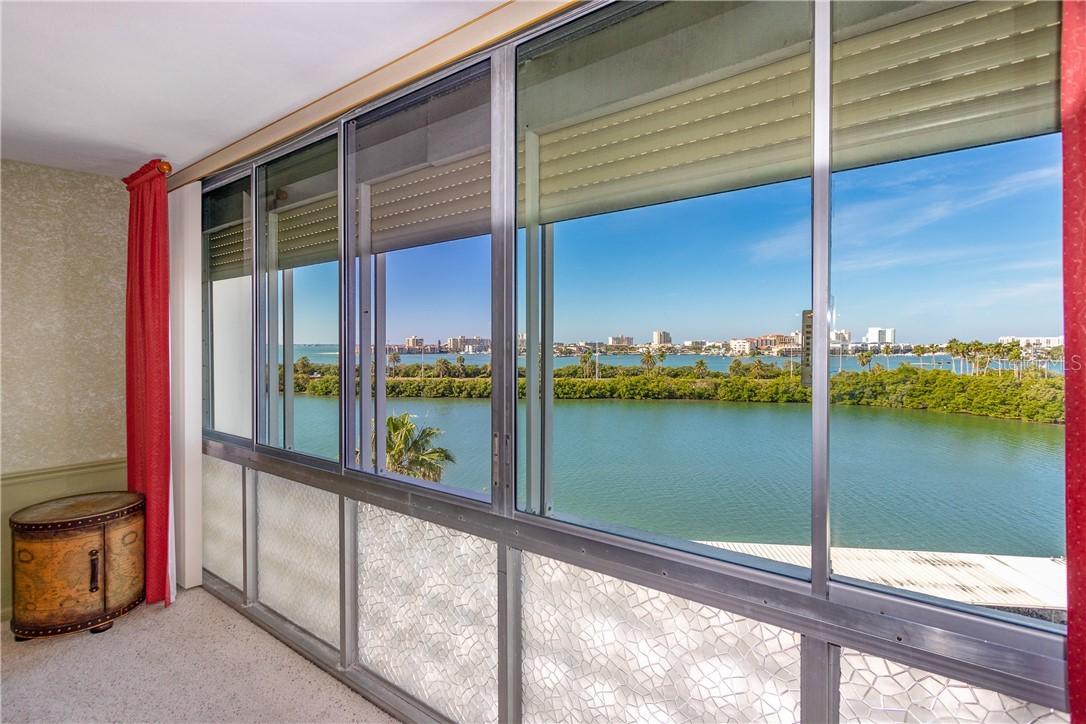 31 Island Way #409, Clearwater, FL 33767