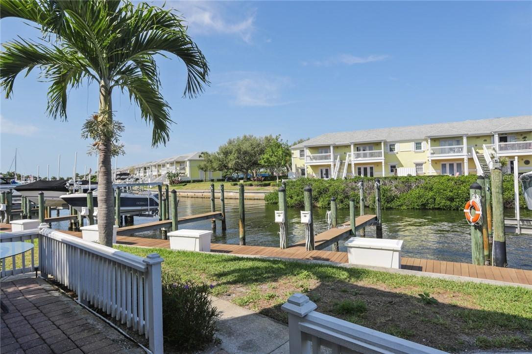 4725 Coquina Key Dr. #A, St Petersburg, FL 33705