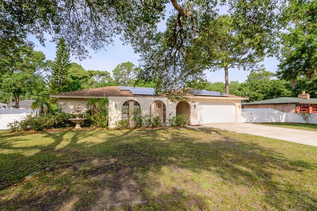 3076 Pine St., Clearwater, FL 33763