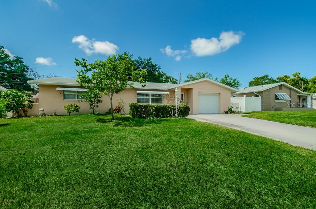 11446 70th Ter., Seminole, FL 33772