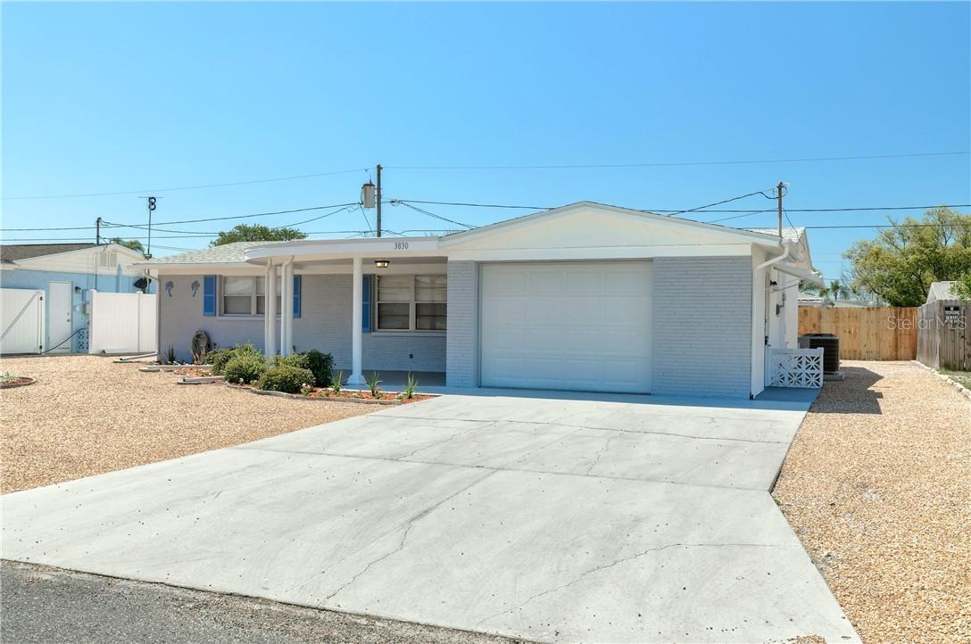 3830 Redwood Dr., Holiday, FL 34691