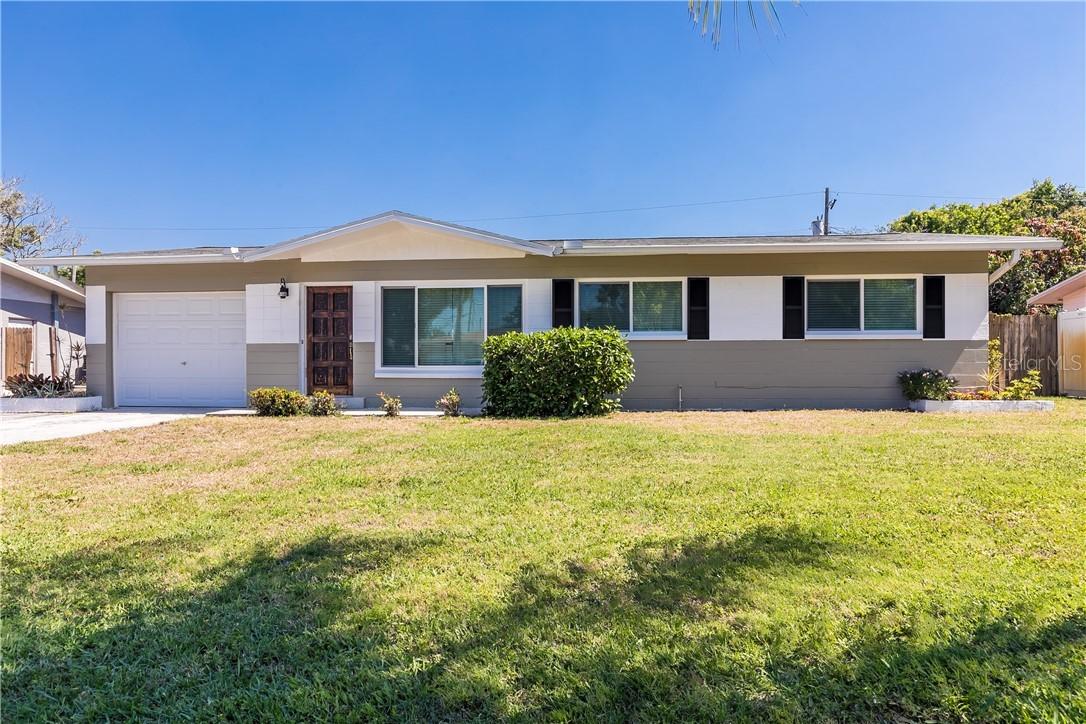 3880 Whiting Dr., St Petersburg, FL 33705