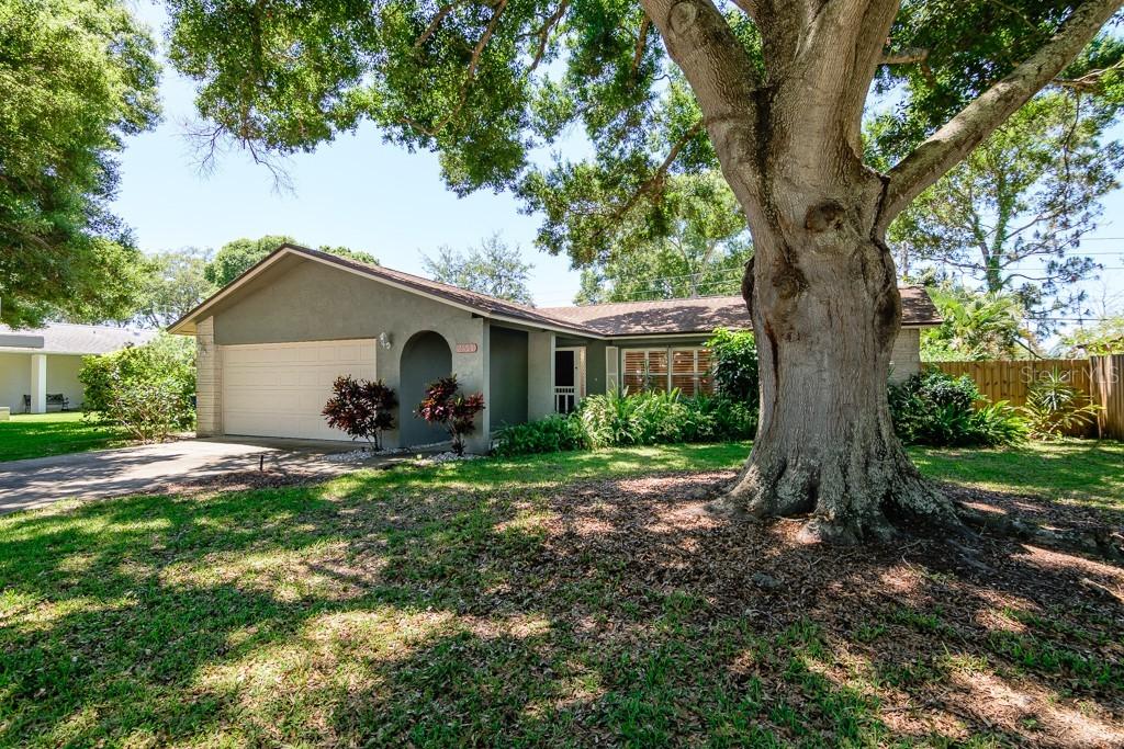 2354 Hazelwood Ln., Clearwater, FL 33763