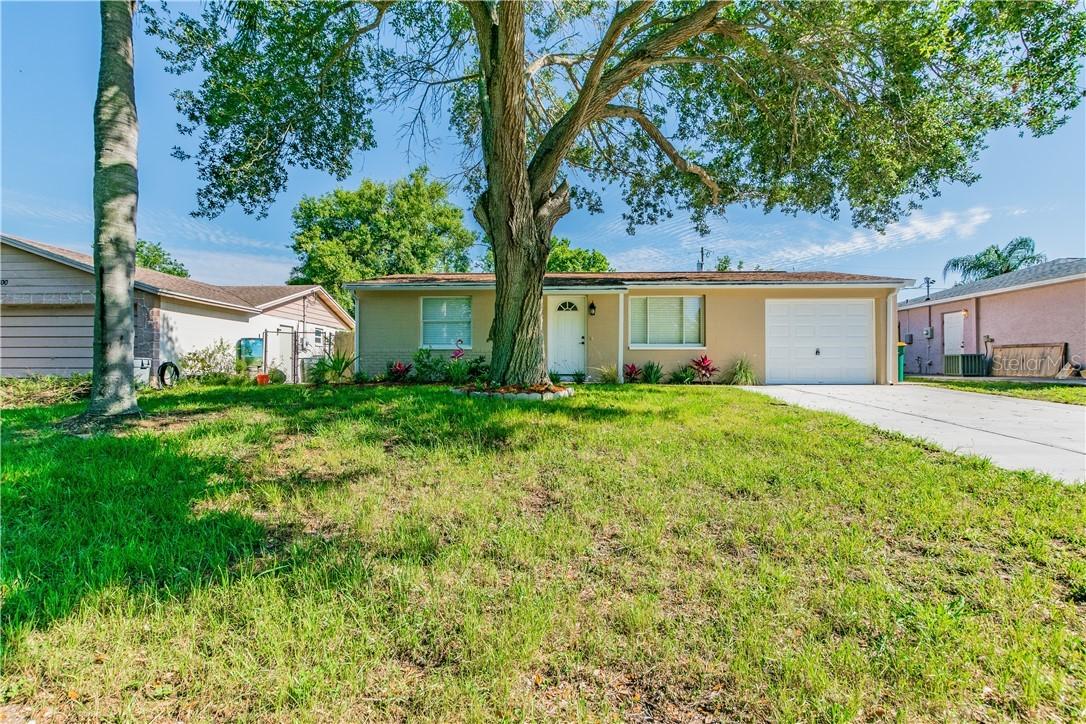 8302 77th Ave., Seminole, FL 33777