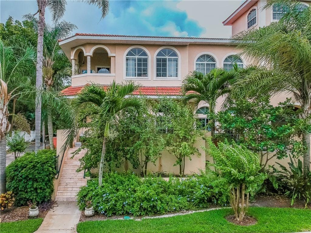 1915 5th St., St Petersburg, FL 33704