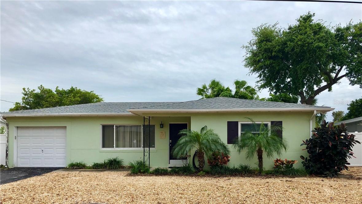 415 39th Ave., St Pete Beach, FL 33706