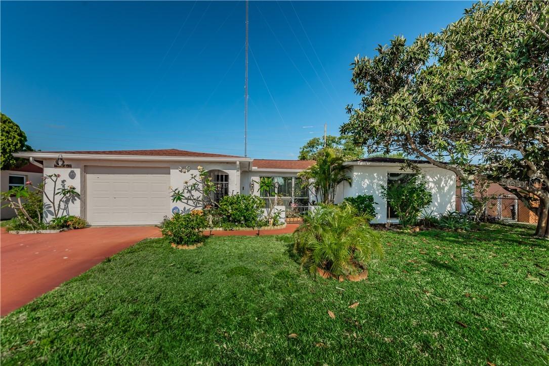 1629 Dartmouth Dr., Holiday, FL 34691