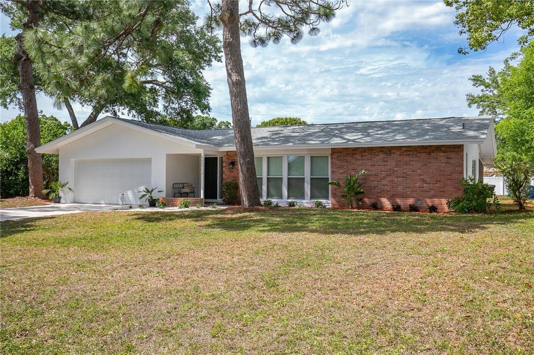 6037 4th Ave., St Petersburg, FL 33710