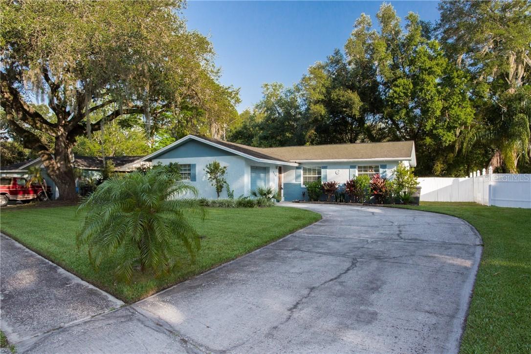 324 Pheasant Cir., Brandon, FL 33510