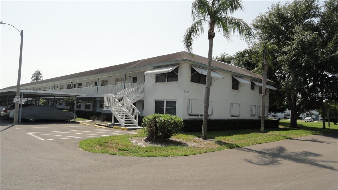 5297 81st Ln. #18, St Petersburg, FL 33709