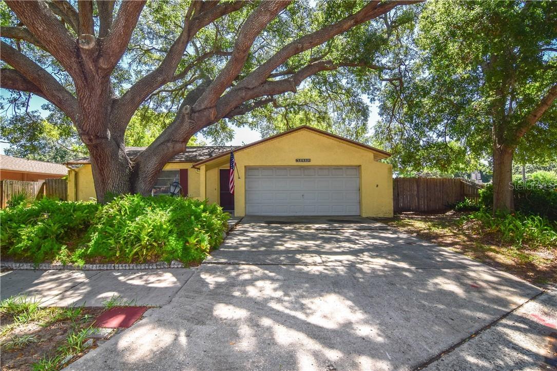 8699 Pinetree Dr., Seminole, FL 33772