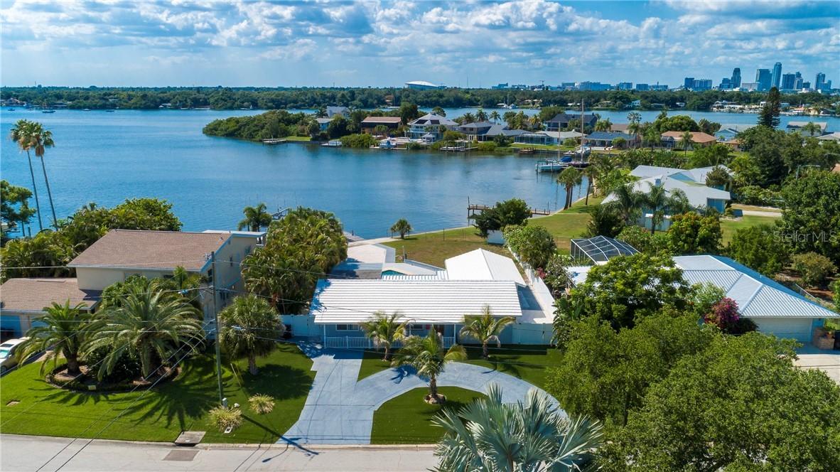 3495 Manatee Dr., St Petersburg, FL 33705