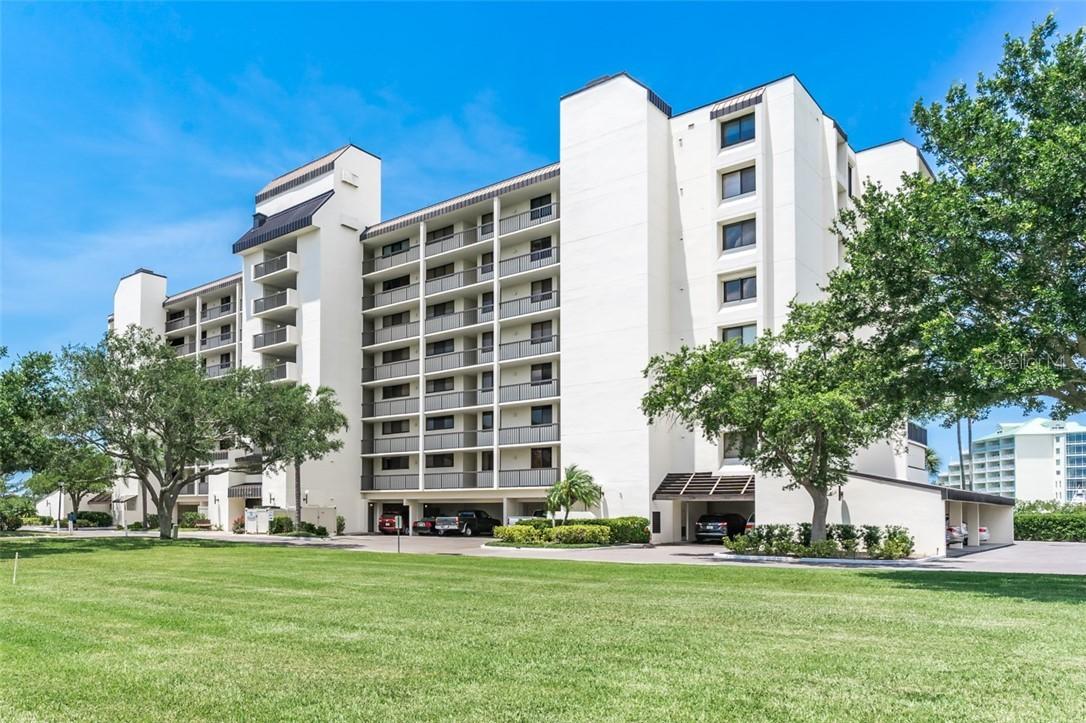 11730 Shipwatch Dr. #206, Largo, FL 33774