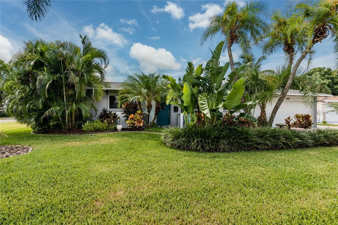 9345 2nd St., St Petersburg, FL 33702