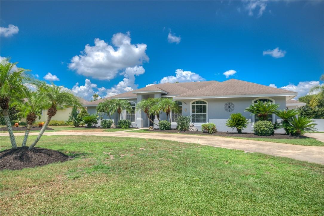 1065 W Lake Hamilton Dr., Winter Haven, FL 33881