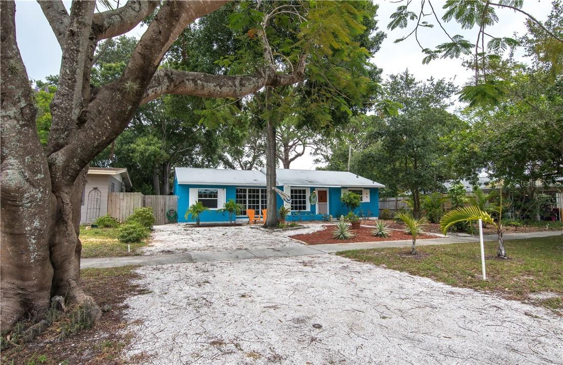 5613 23rd Ave., Gulfport, FL 33707