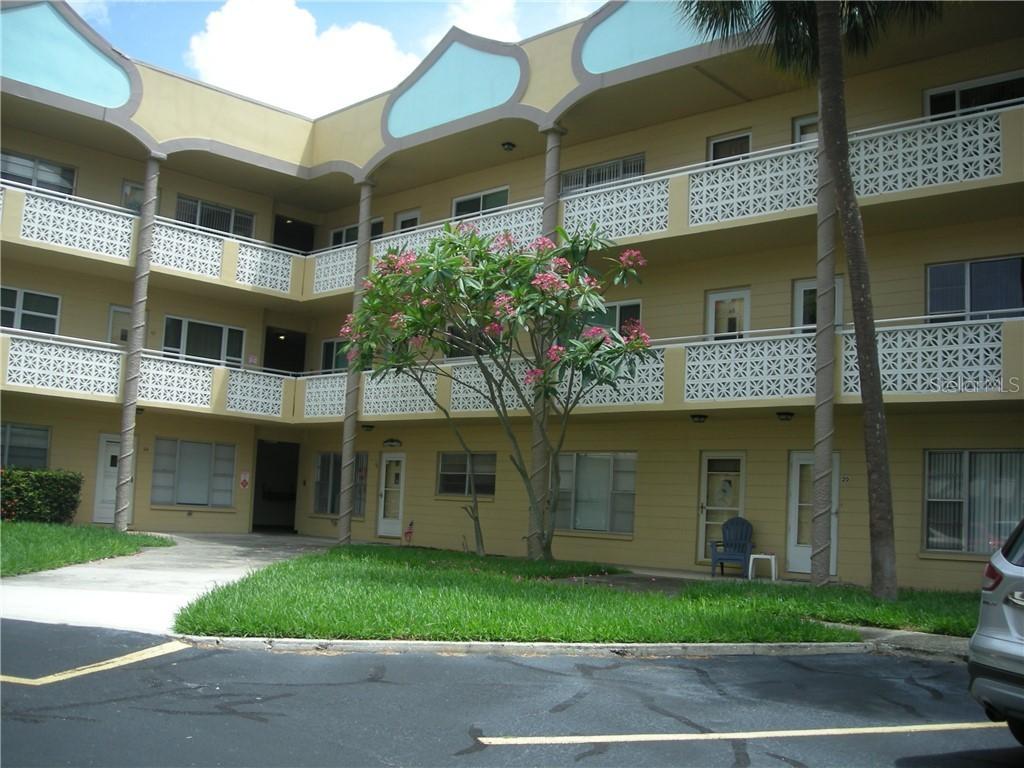 2466 Ecuadorian Way #50, Clearwater, FL 33763