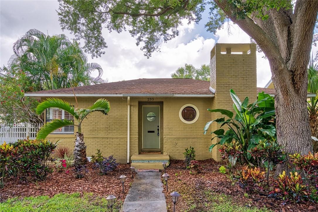 235 17th Ave., St Petersburg, FL 33704