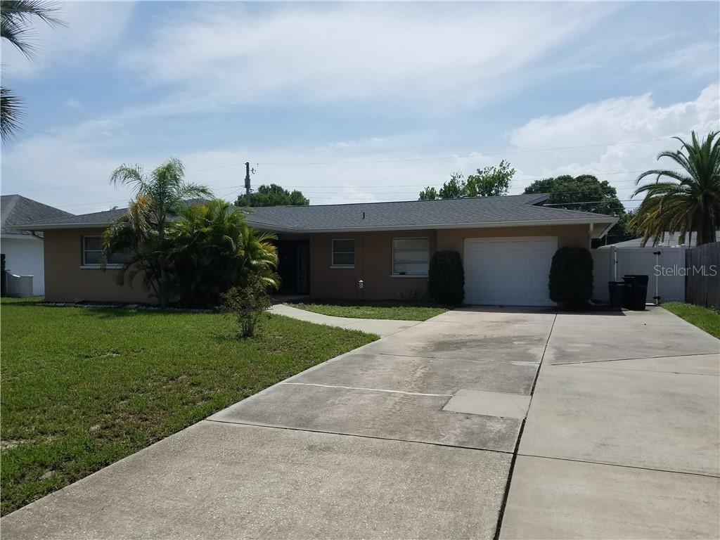 8842 111th St., Seminole, FL 33772