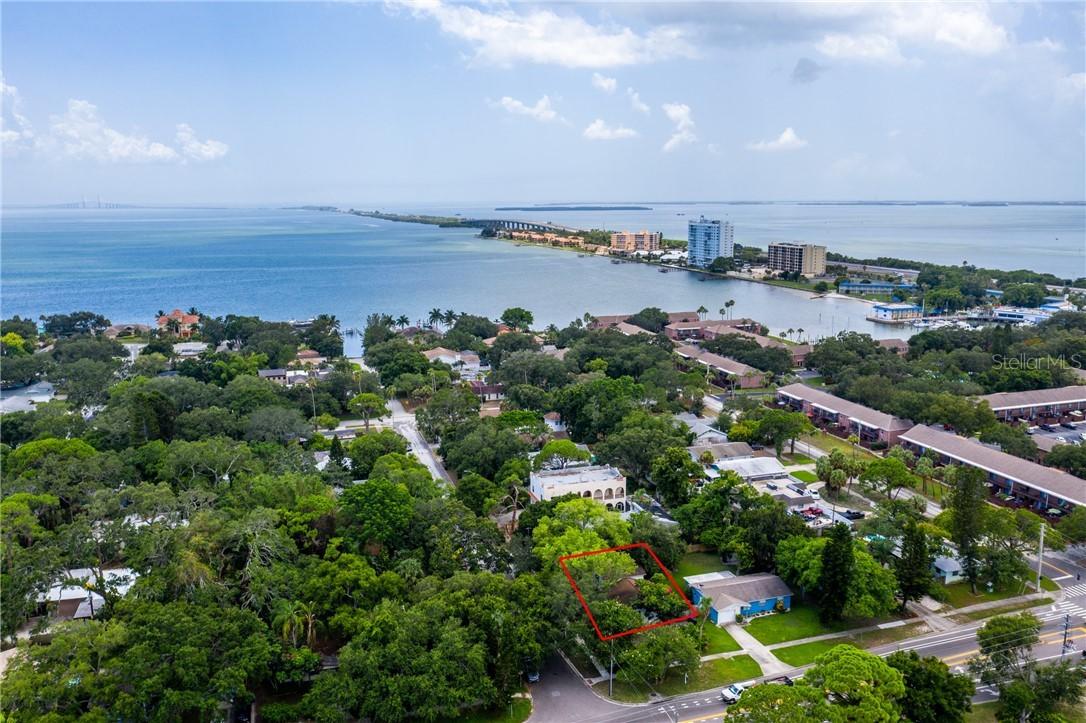 3000 Pinellas Point Dr., St Petersburg, FL 33712