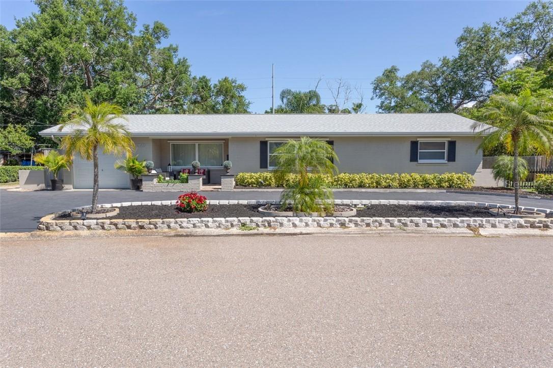 6123 6th Ave., St Petersburg, FL 33707