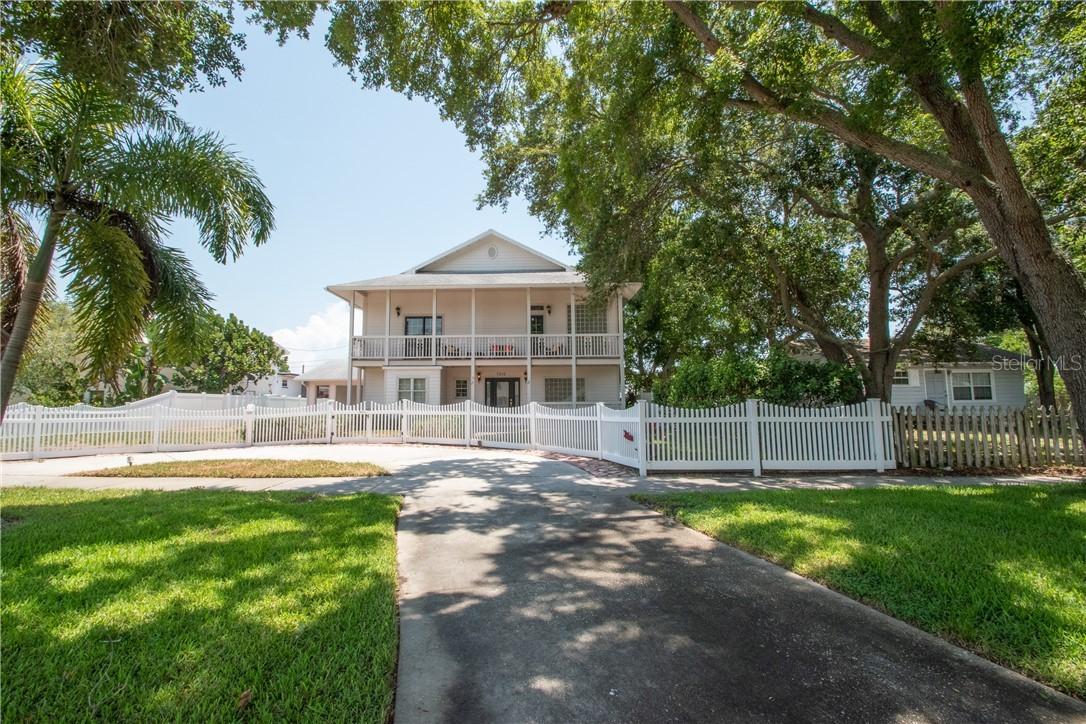 7210 1st Ave., St Petersburg, FL 33710