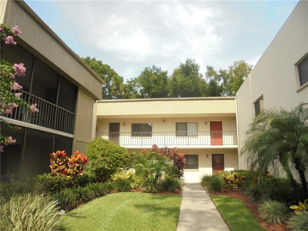 3300 Fox Chase Cir. #218, Palm Harbor, FL 34683