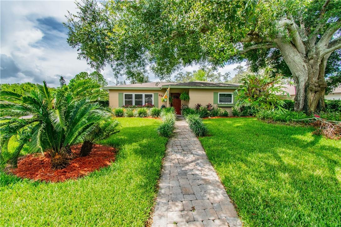 6202 S 7th Ave., Gulfport, FL 33707