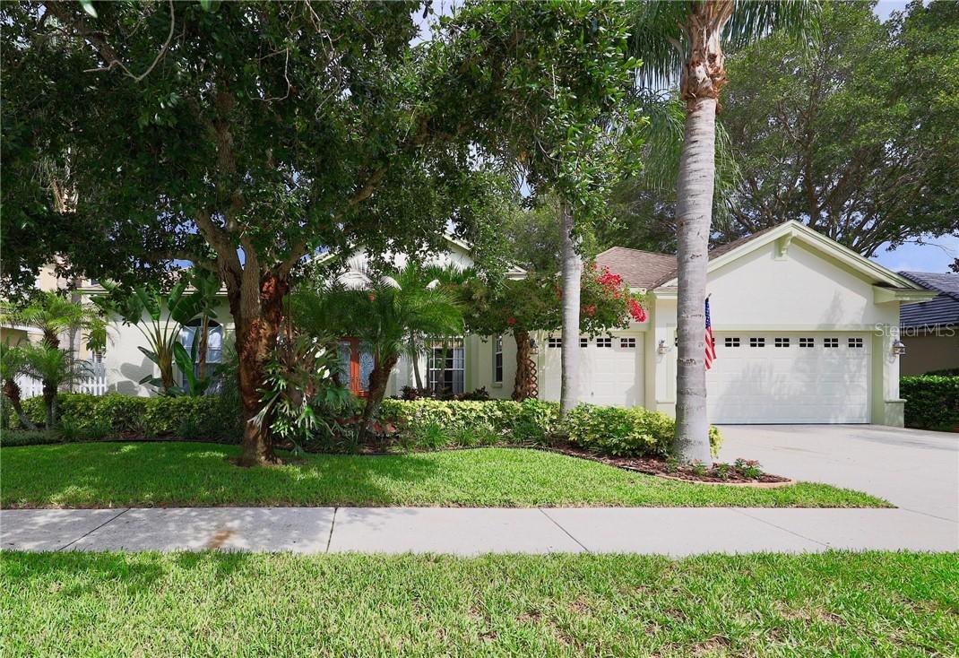 1869 Riveredge Dr., Tarpon Springs, FL 34689