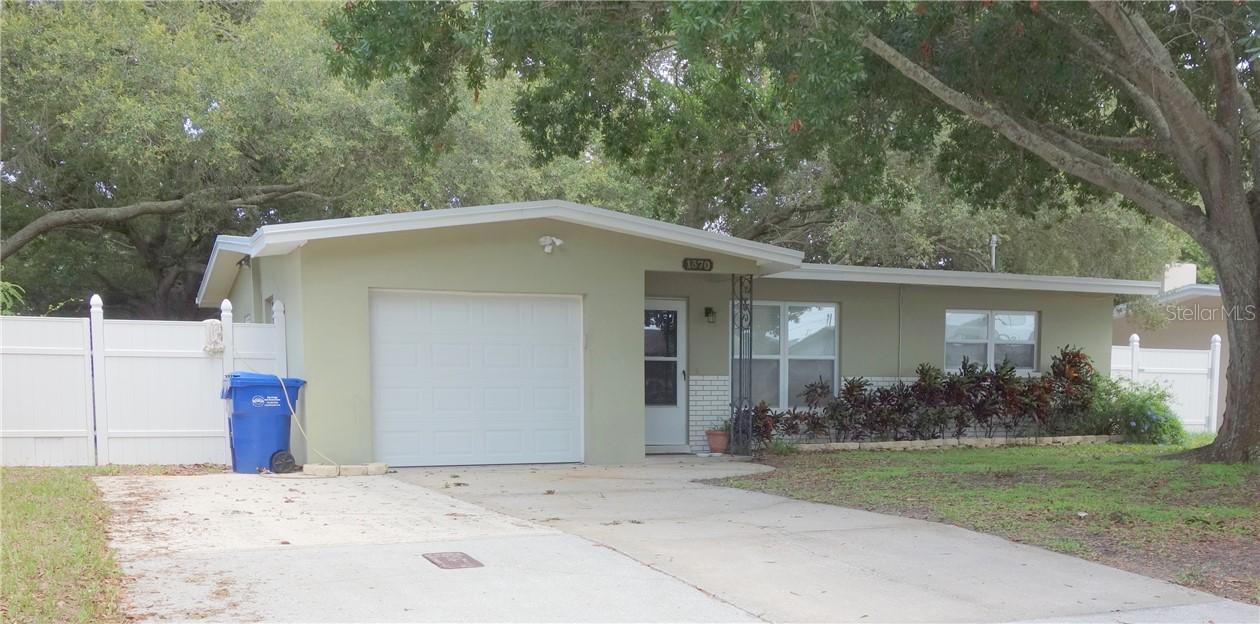 1370 Regina Dr., Largo, FL 33770