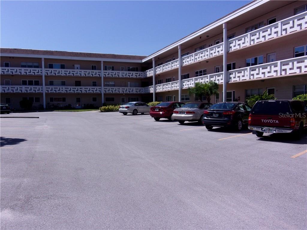 2435 Sumatran Way #33, Clearwater, FL 33763
