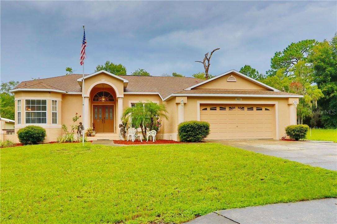 9442 Tree Top Ln., Hudson, FL 34669