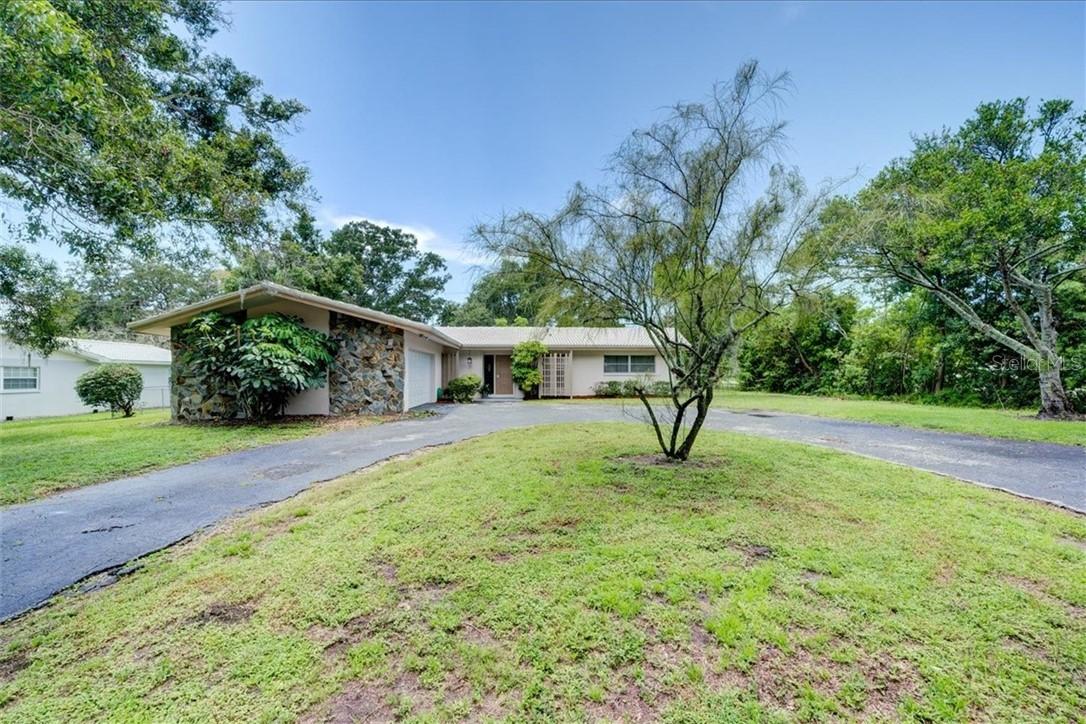 1500 Hunter Ln., Clearwater, FL 33764