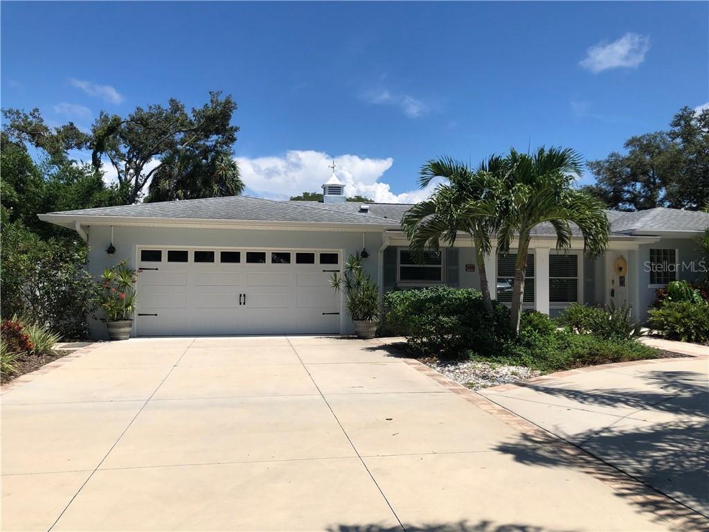 129 Live Oak Ln., Largo, FL 33770