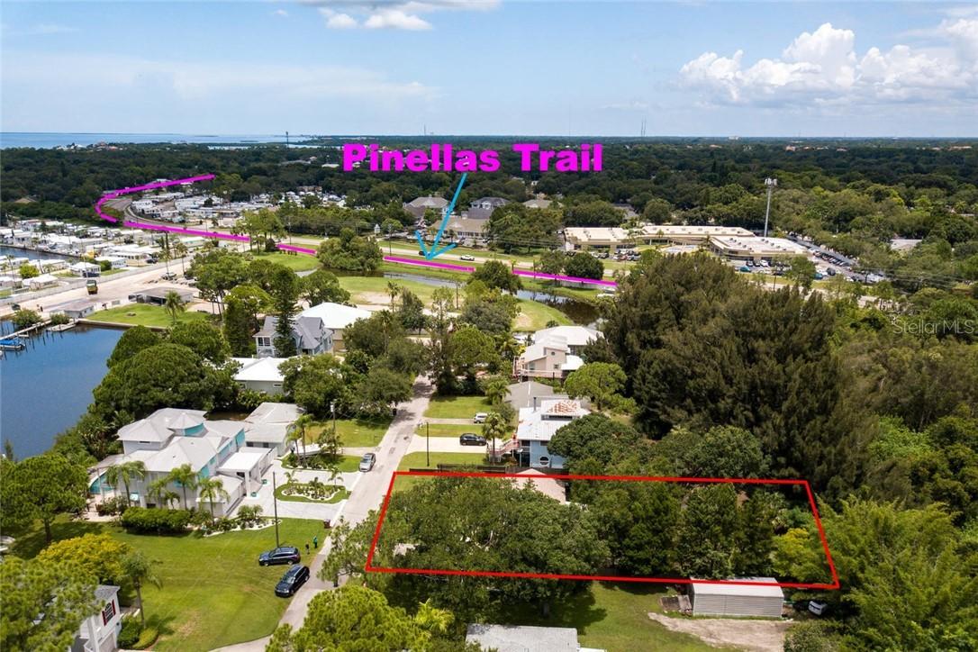 1900 Sutherland Dr., Palm Harbor, FL 34683