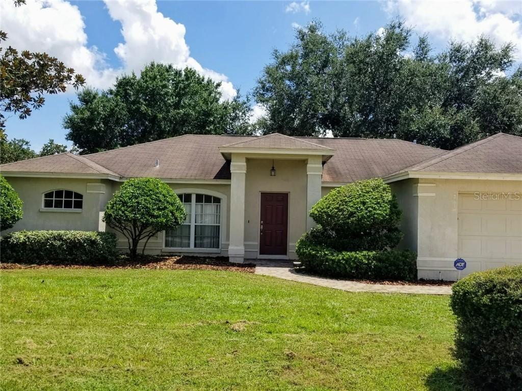 2673 Champion Ridge Dr., Lakeland, FL 33813