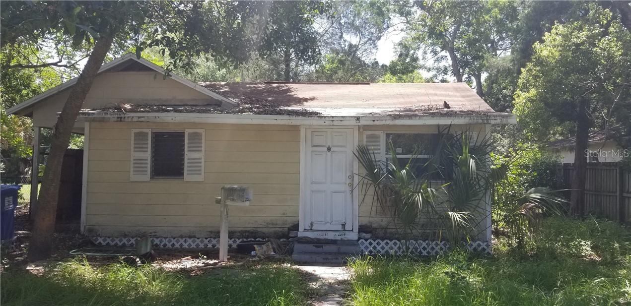 1752 42nd St., St Petersburg, FL 33711