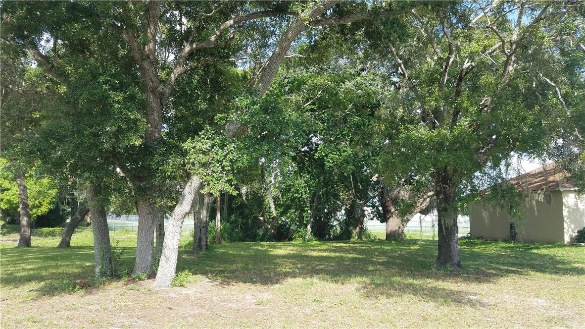 1926 42nd St., St Petersburg, FL 33711