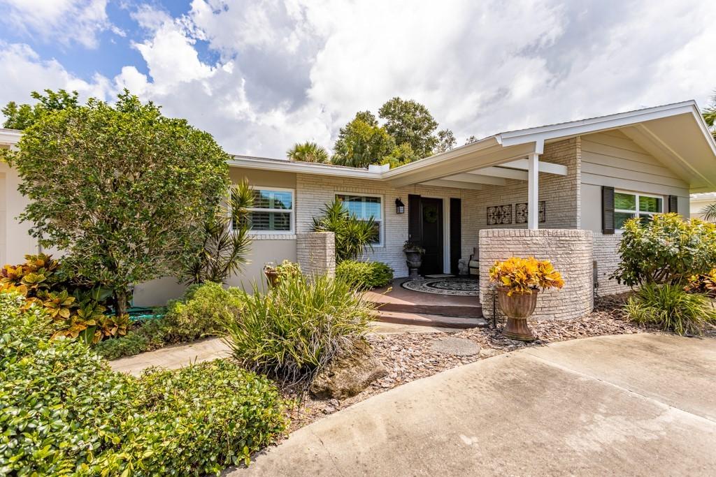 205 Crestwood Ln., Largo, FL 33770