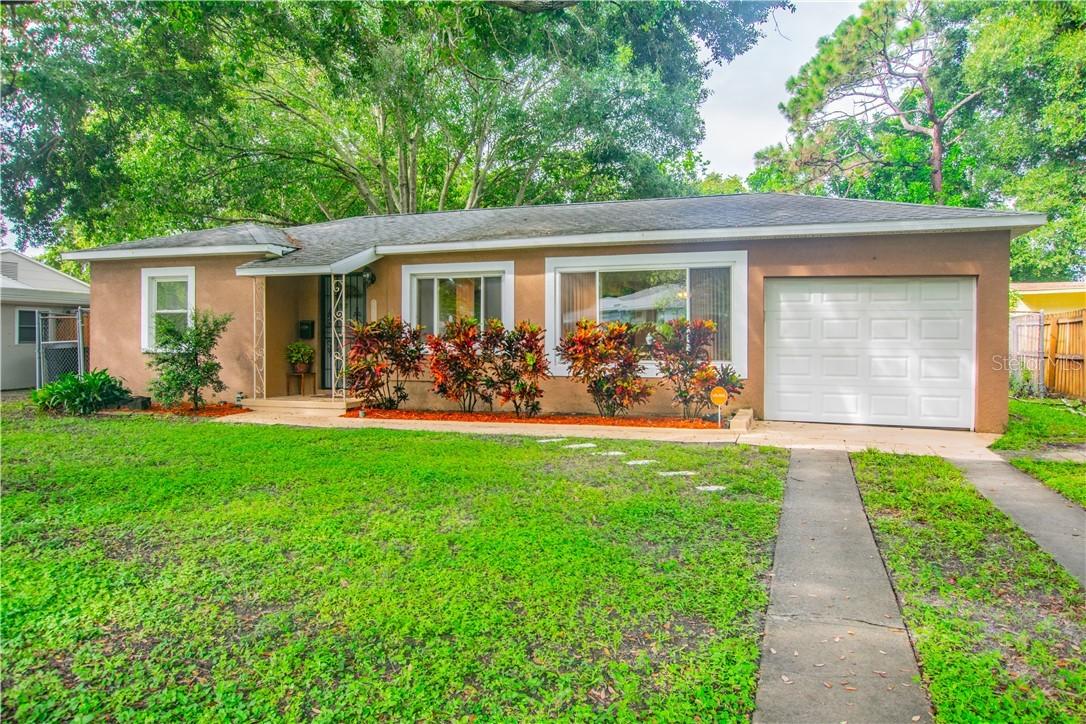 1635 Canterbury Rd., St Petersburg, FL 33710