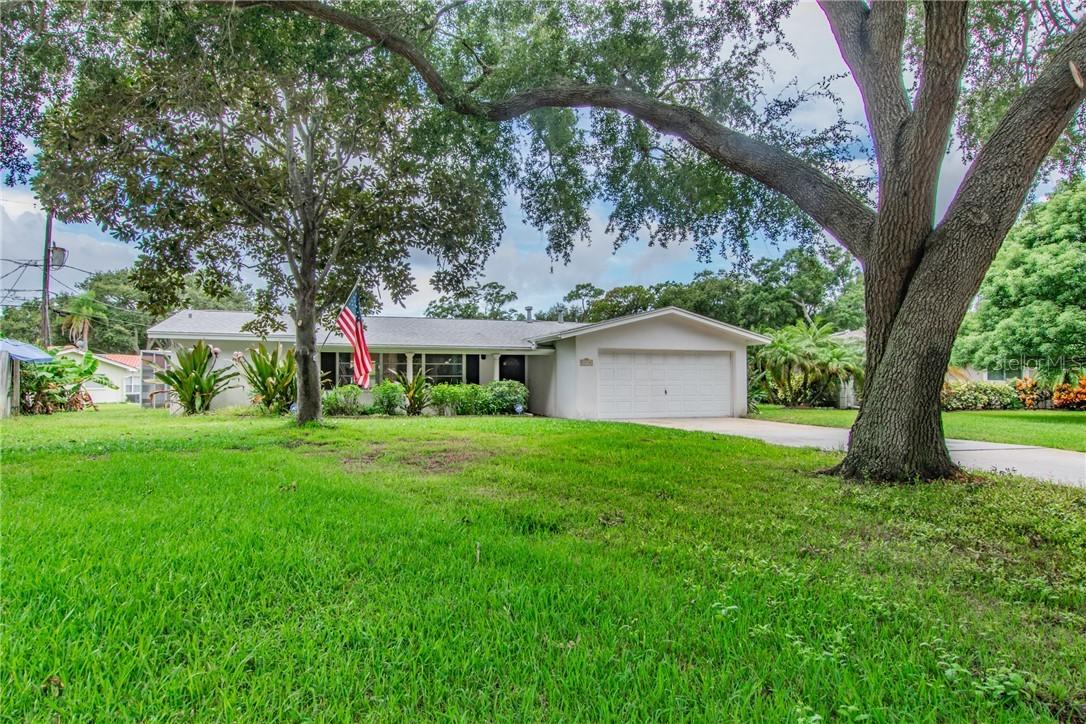 11732 Oakridge Ave., Seminole, FL 33772